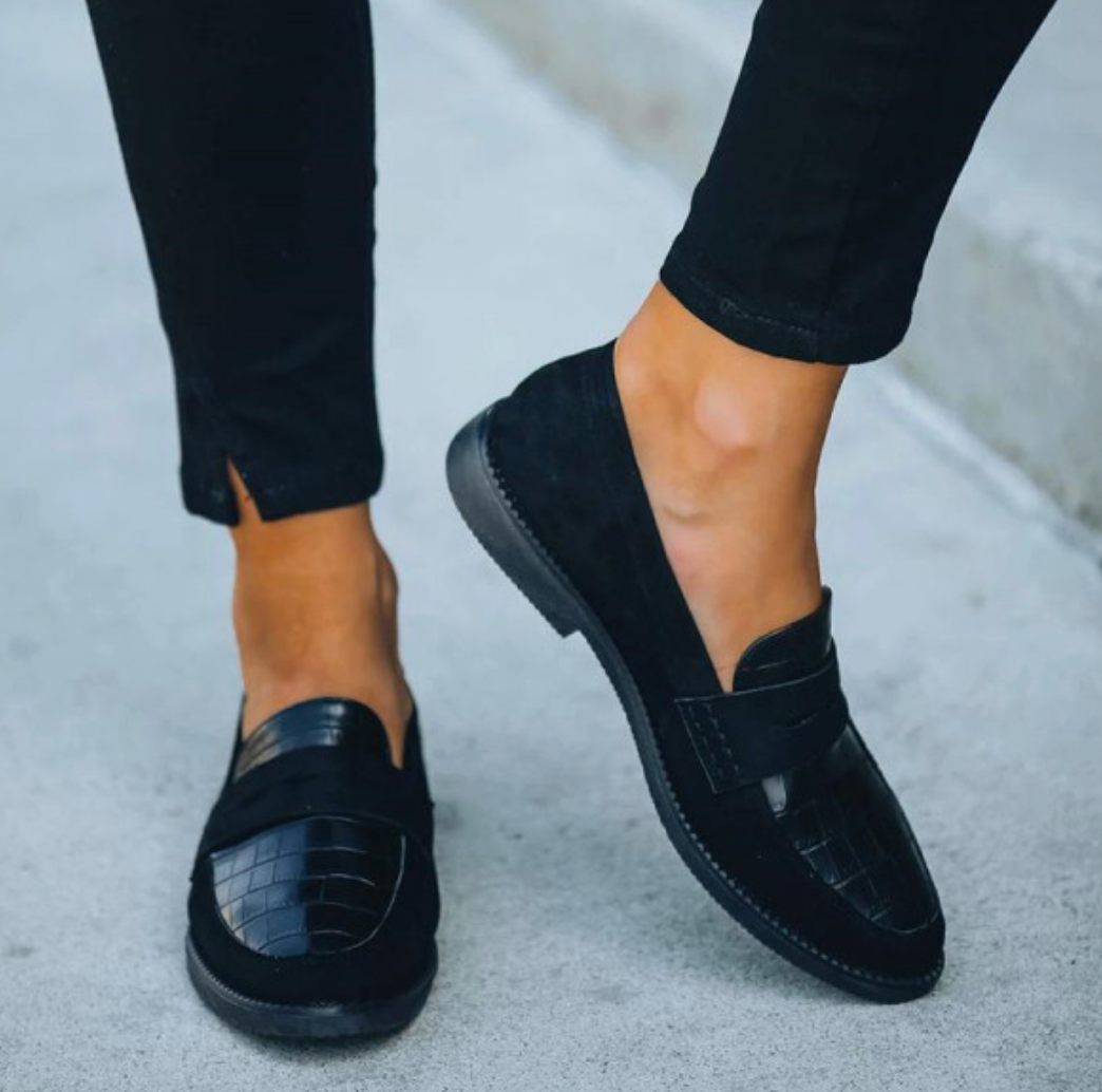 Mocassins en cuir pour femmes – Noirs, élégants et intemporels