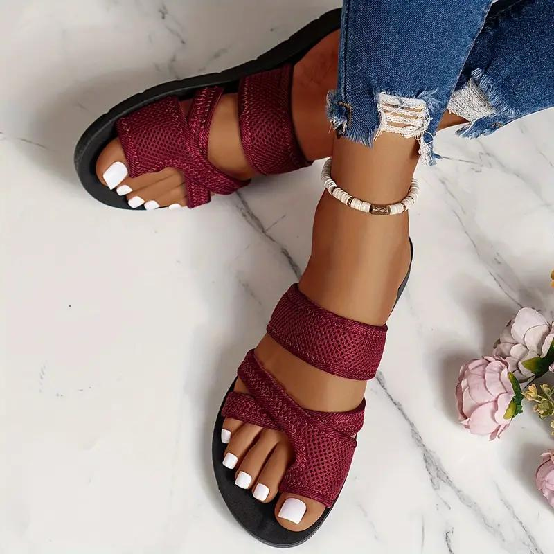 Chaussons Elégants à Brides Croisées Tissées pour Femmes