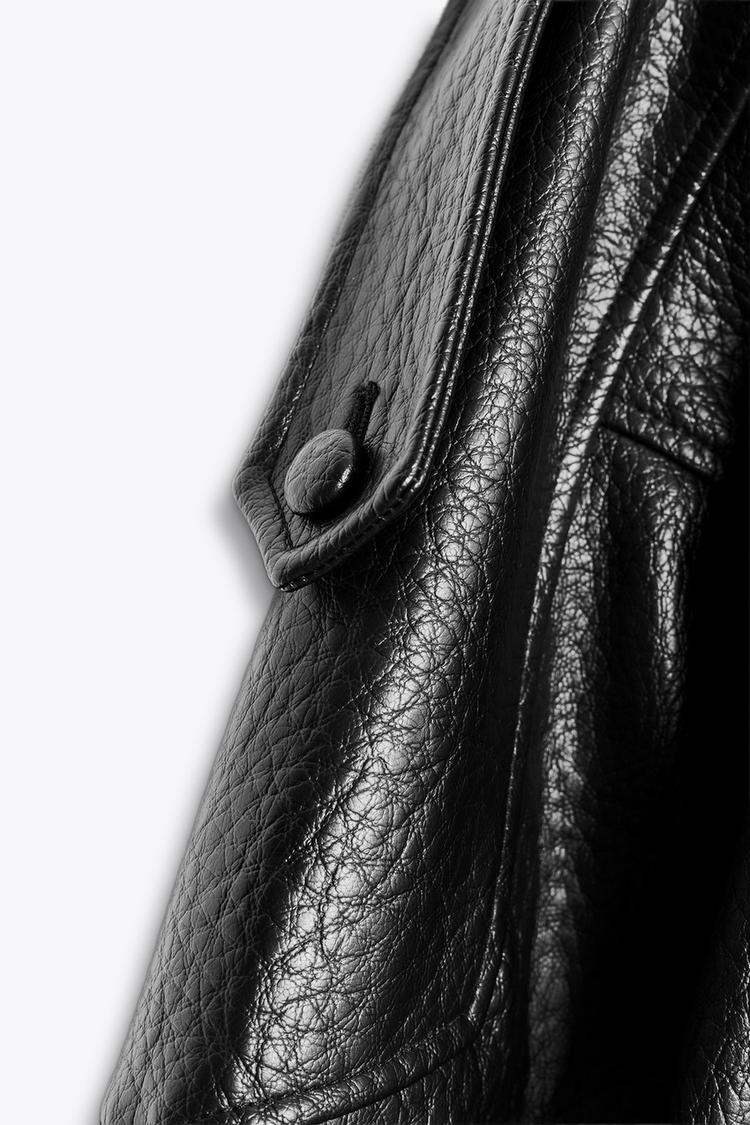 Veste noire en similicuir