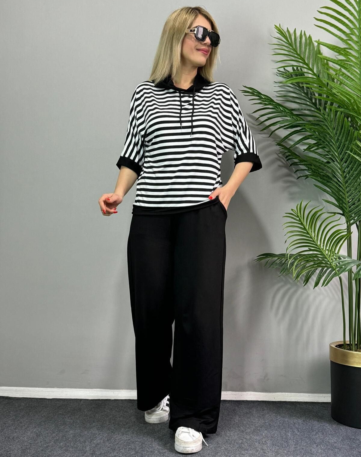 Ensemble Deux Pièces Rayé Chic pour un Style Sans Effort