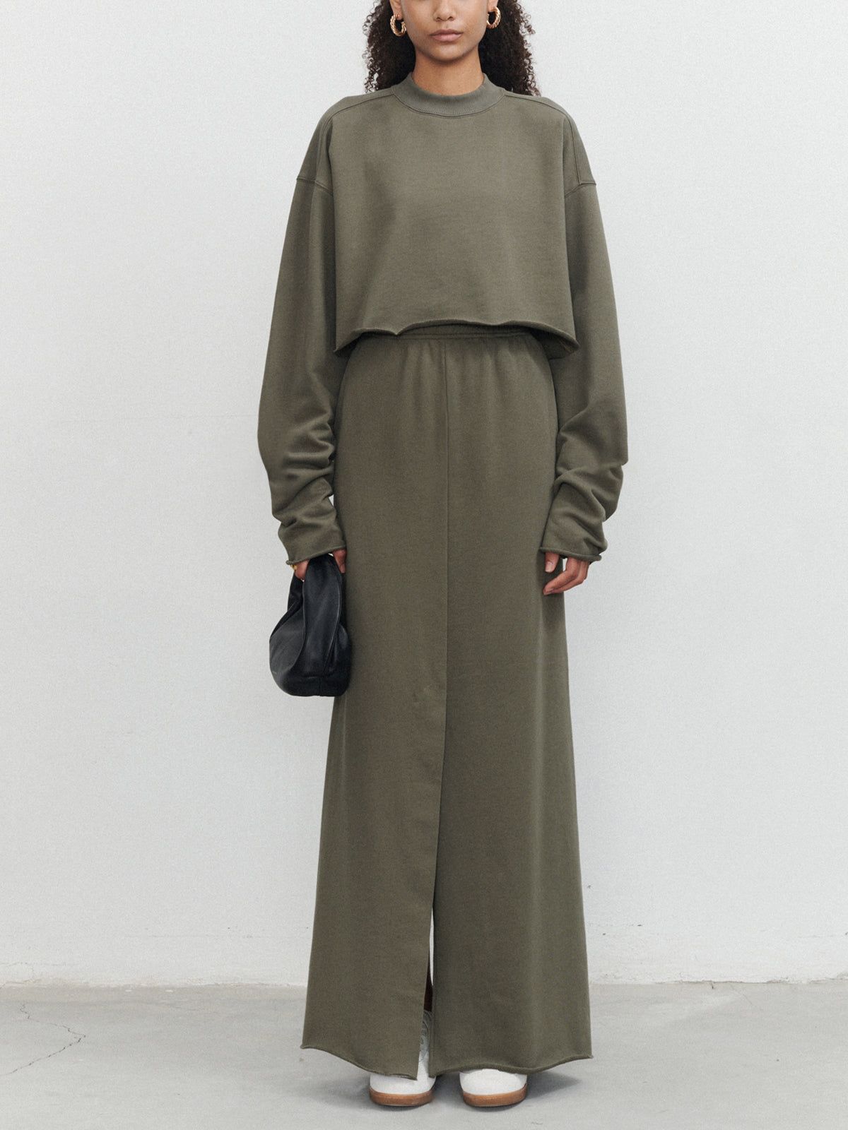 Sweat-shirt court confortable pour un style chic décontracté