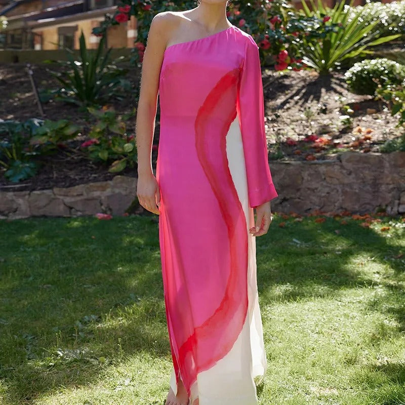 Robe longue bohème à épaules dénudées avec patchwork et manches lanterne