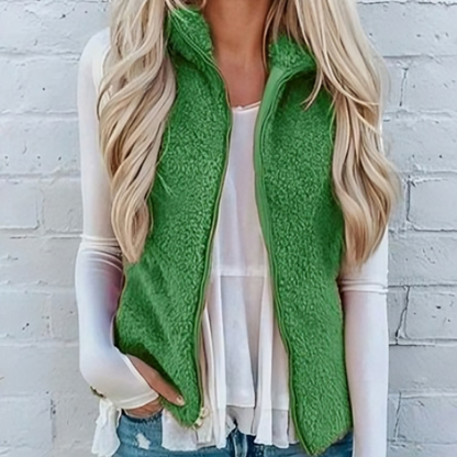 Gilet en polaire léger et douillet pour un confort en couches