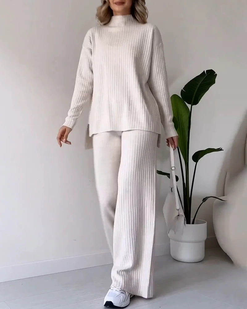 Ensemble chic deux pièces avec fente latérale élégante pour un look décontracté