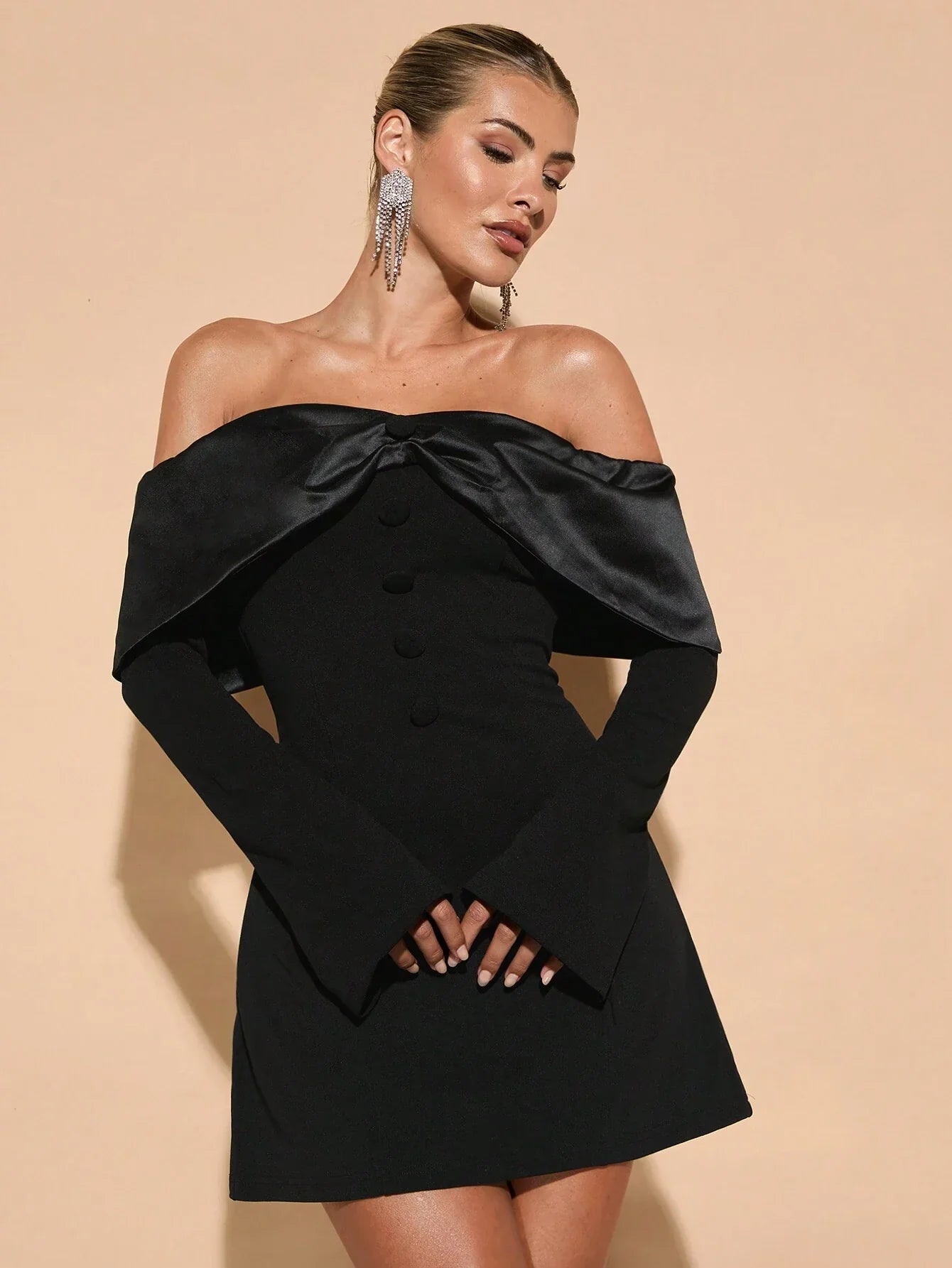 Robe Courte à Épaules Dénudées et Manches Longues pour Femme