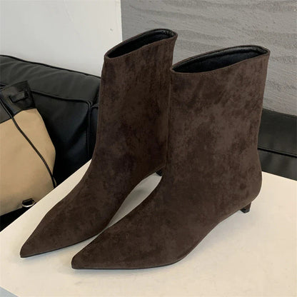 Bottes chevilles en cuir chic