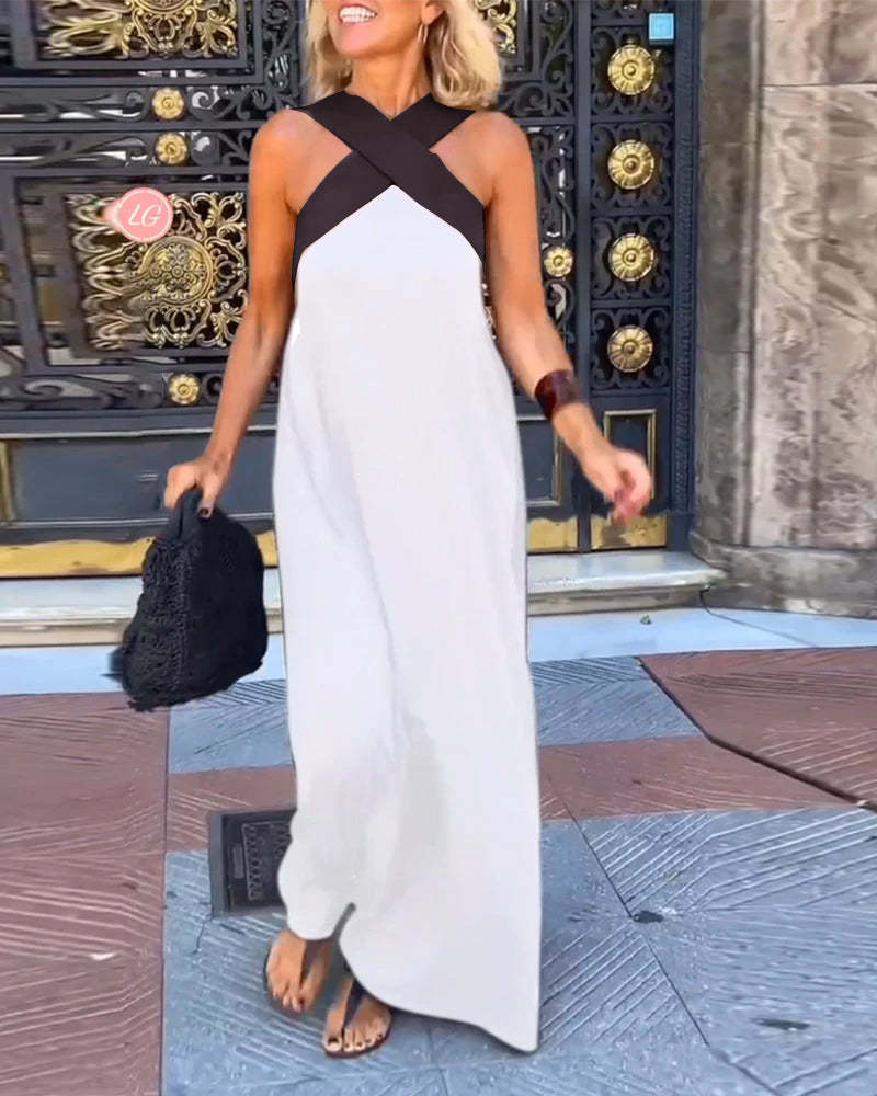 Robe moulante dos nu à col halter croisé