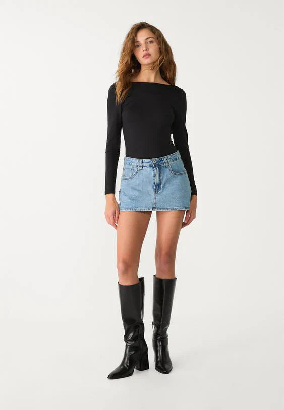 Mini-jupe-short en denim décontracté pour un look quotidien sans effort