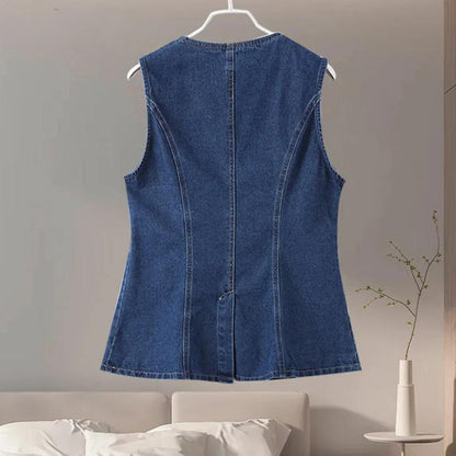 Ensemble denim deux pièces décontracté pour un style sans effort