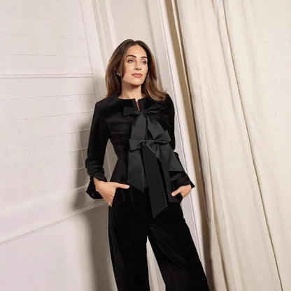 Veste à basque en taffetas structuré avec détail nœud en velours