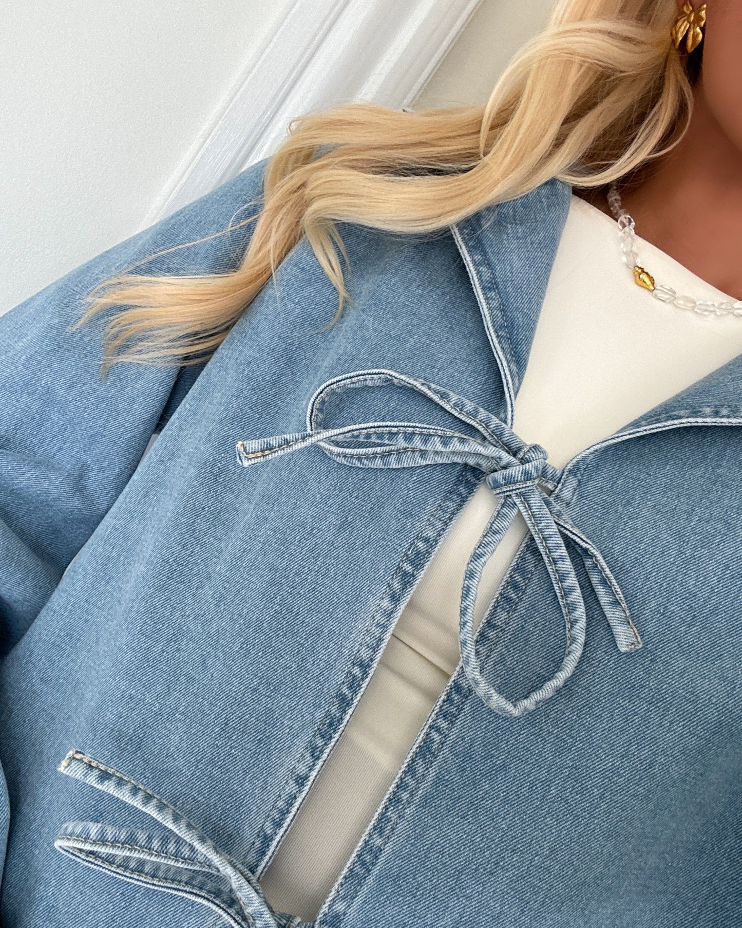 Veste ajustée élégante pour femmes au style intemporel