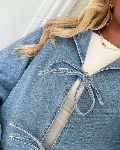 Veste ajustée élégante pour femmes au style intemporel