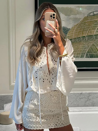 Chemise en maille décontractée à taille nouée avec détail en point ajouré