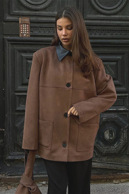 Veste à col contrastant en daim rétro