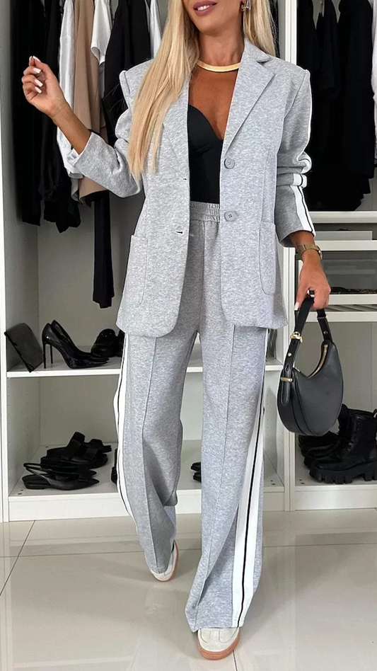 Un blazer et un tailleur-pantalon chic sur mesure pour un style sans effort