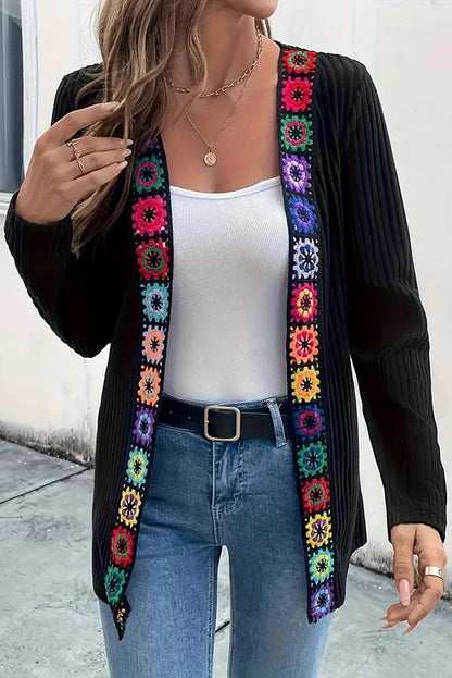 Cardigan à manches longues en maille avec bordure florale bohème