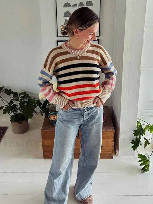 Pull en maille vintage à rayures colorées avec col rond