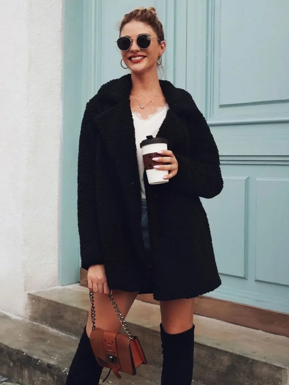 Manteau court en peluche teddy douillet avec col revers pour femme