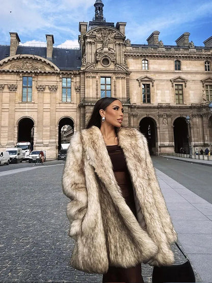 Manteau Luxueux en Fausses Fourrures Douces