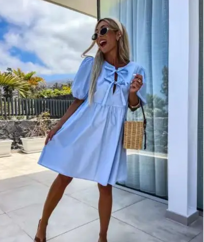 Robe à manches bouffantes pour femmes avec détail nœud