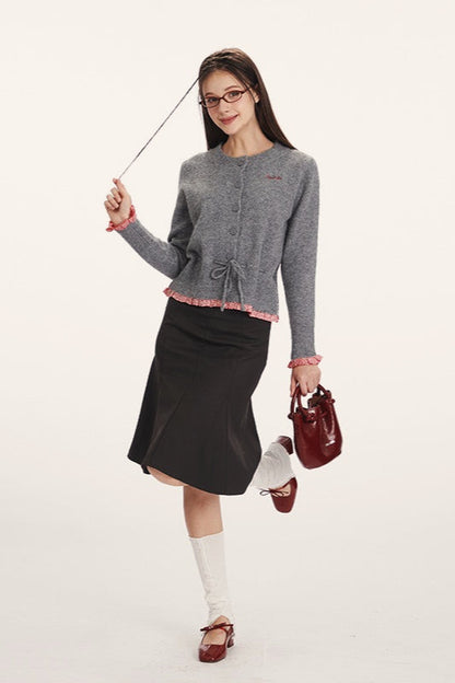 Cardigan en tricot cintré à taille fine avec design à panneaux