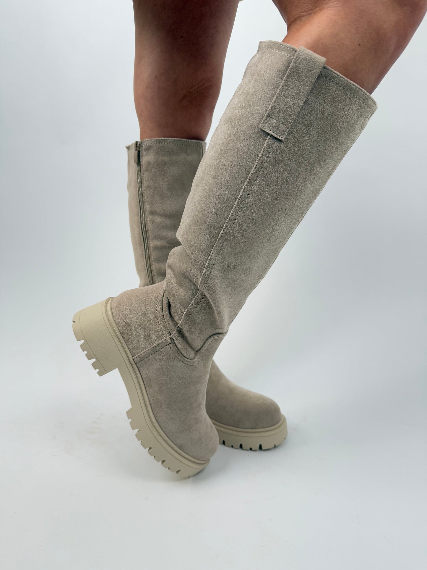 Bottes en cuir chic hauteur genou