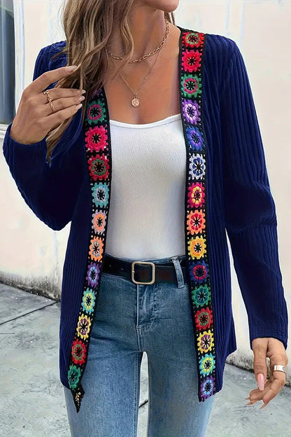 Cardigan à manches longues en maille avec bordure florale bohème