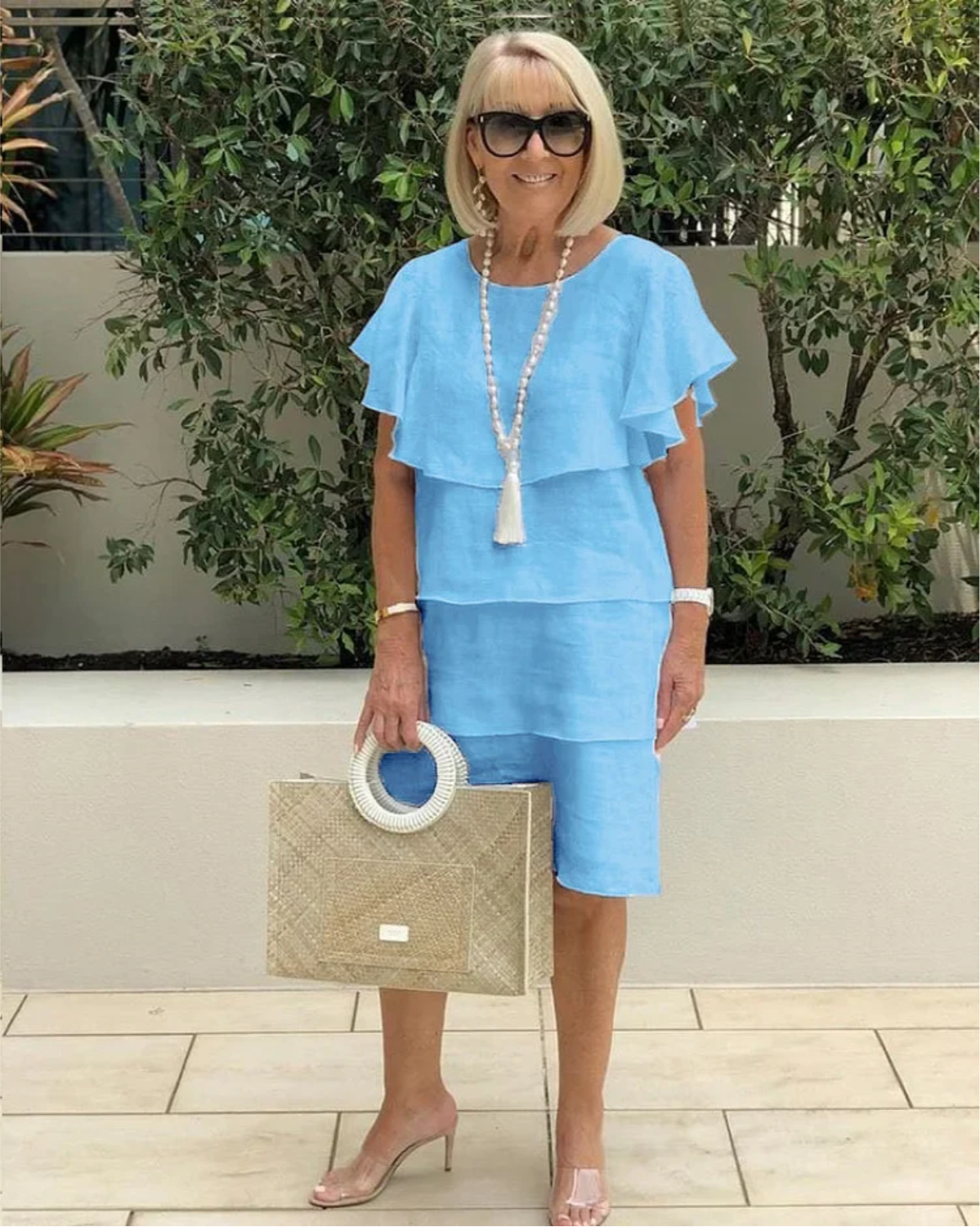 Robe courte à manches courtes avec volants pour femmes