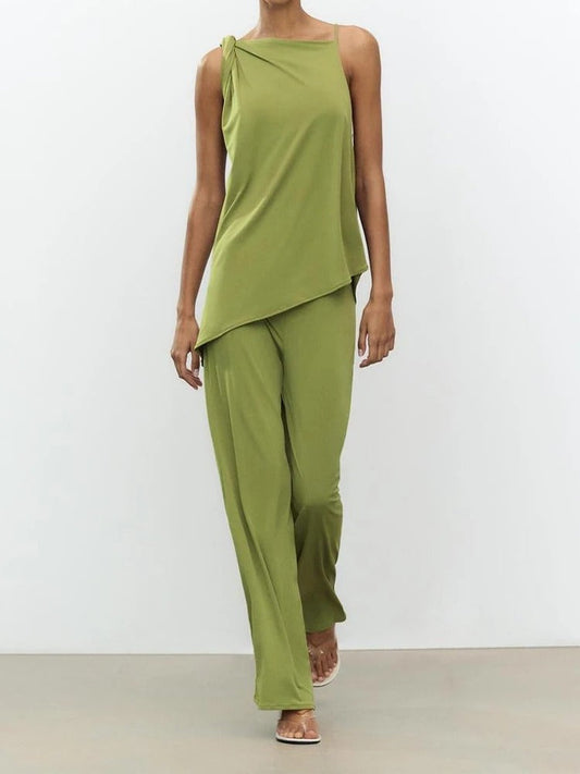 Ensemble chic deux pièces pantalon large avec détail plissé