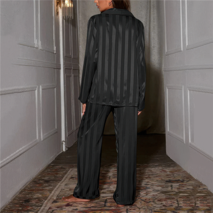 Ensemble Pyjama à Rayures Boutonné Pour Femme