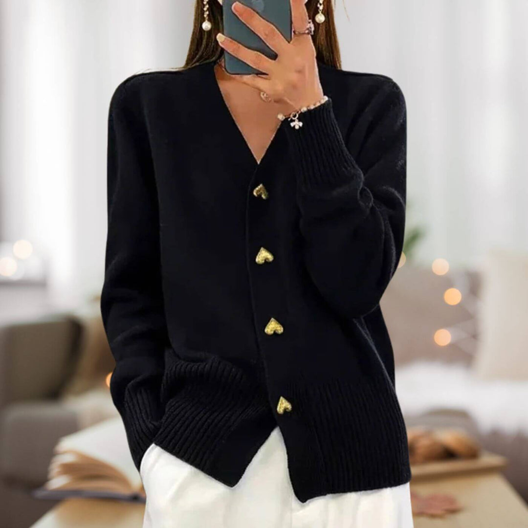 Veste en tricot chic avec boutons en forme de cœur