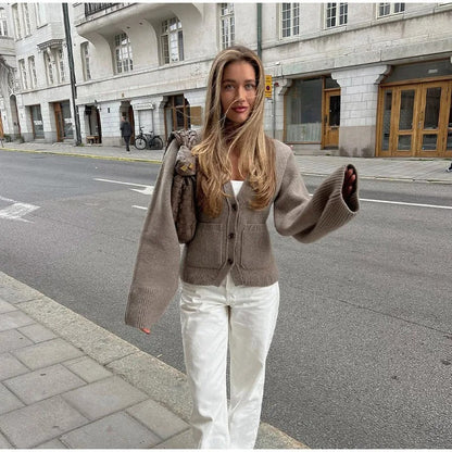 Veste en tricot classique et confortable pour femmes