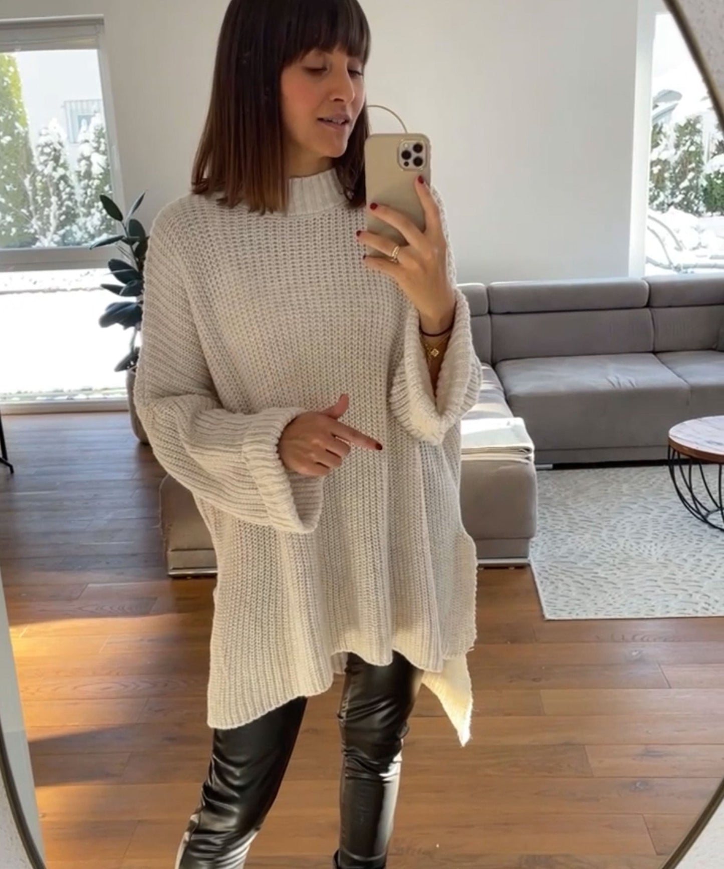 Pull tricoté surdimensionné confortable en beige doux