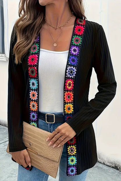 Cardigan à manches longues en maille avec bordure florale bohème