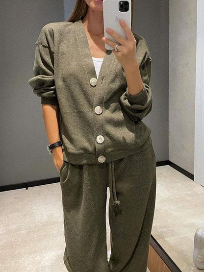 Ensemble décontracté confortable avec pull col V et pantalon