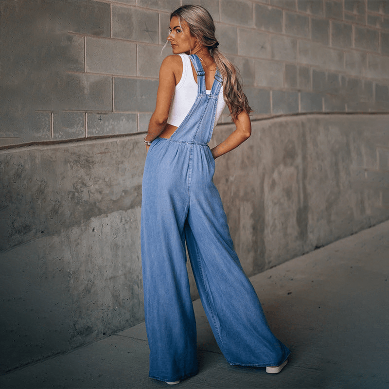 Salopette en jean classique pour un style décontracté sans effort
