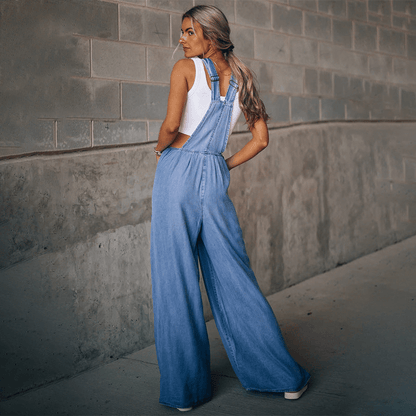 Salopette en jean classique pour un style décontracté sans effort