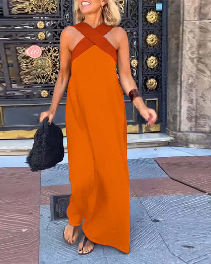 Robe moulante dos nu à col halter croisé