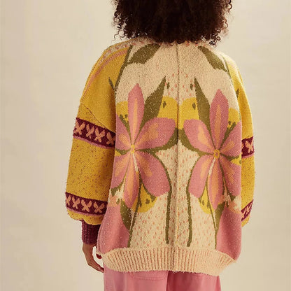 Cardigan en tricot floral douillet avec coupe ample et manches longues
