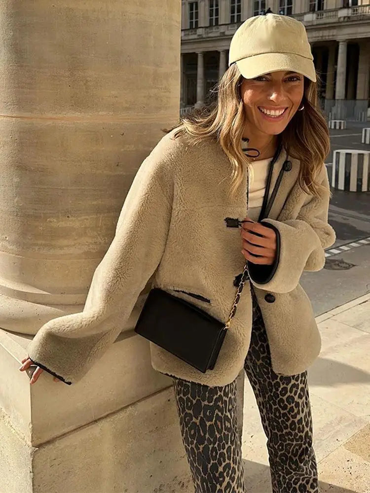 Manteau long douillet et moelleux pour un style hivernal chic