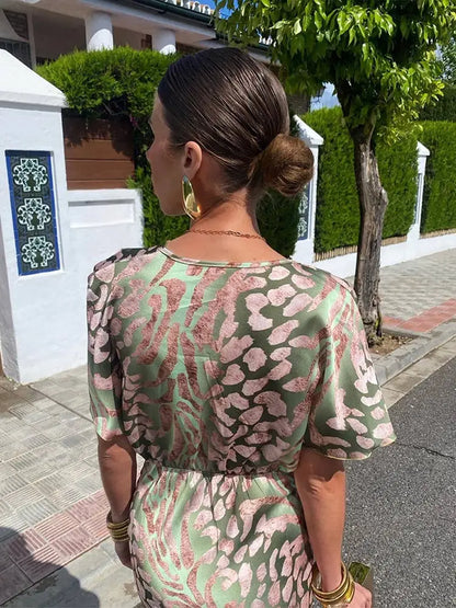 Robe Verte Élegante à Décolleté en V pour Femme