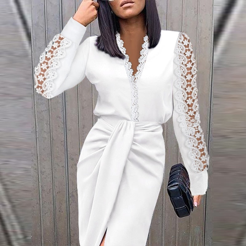 Robe En Dentelle Cache Cœur Col V Sophistiquée