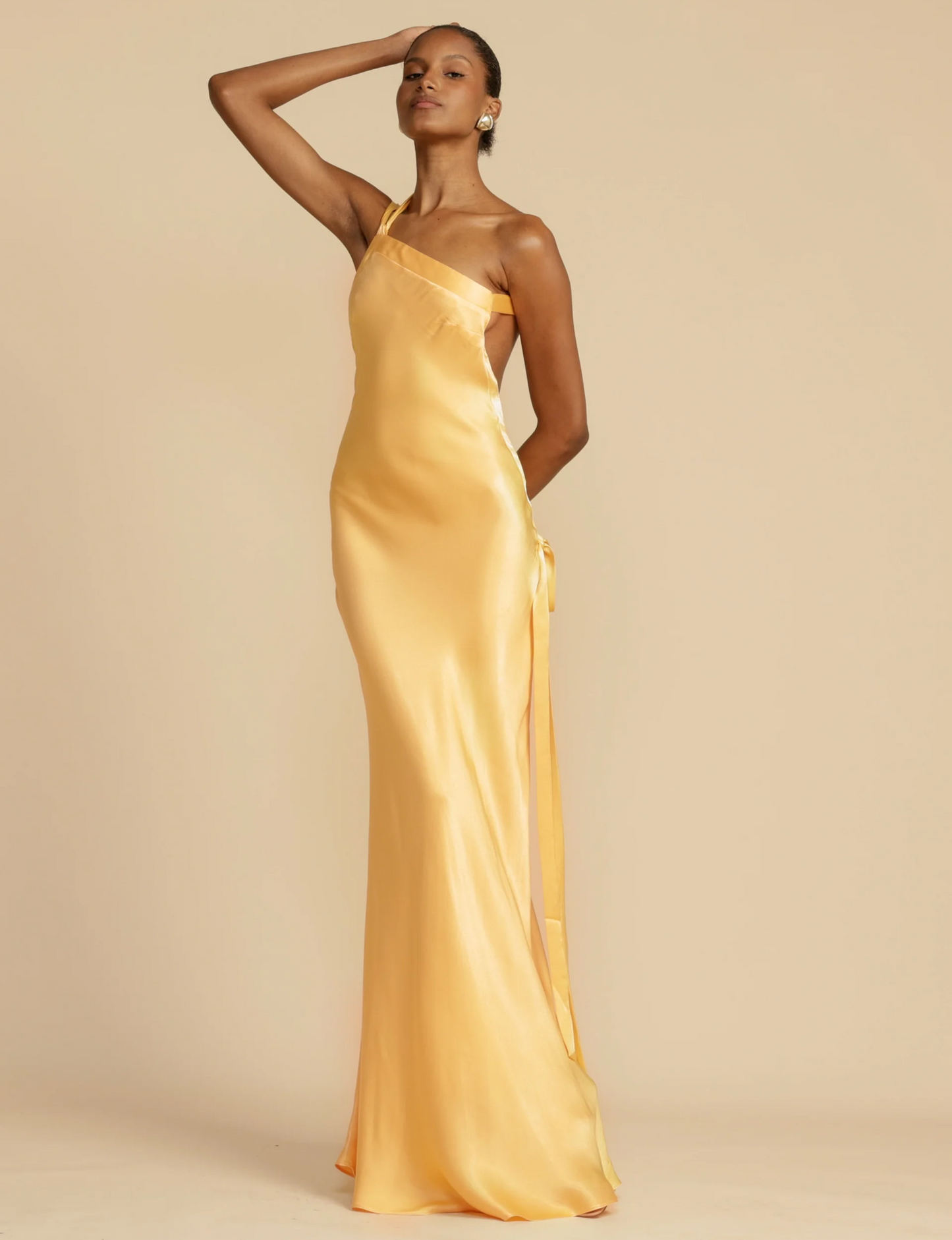 Robe Fluide en Soie à une Epaule Raffinée pour Femme