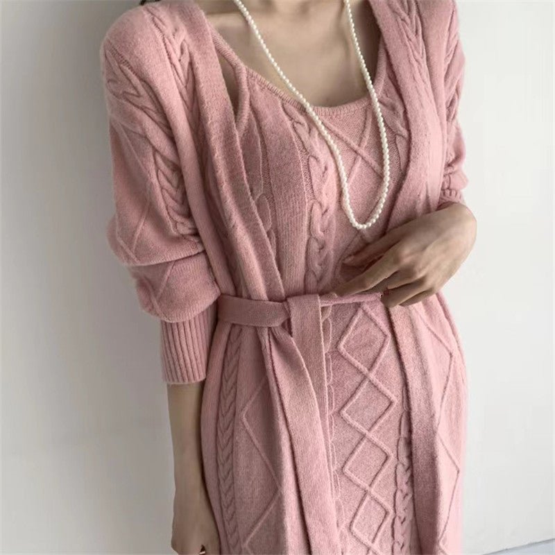 Ensemble élégant robe longue et cardigan en tricot femme