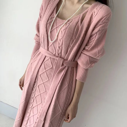 Ensemble élégant robe longue et cardigan en tricot femme