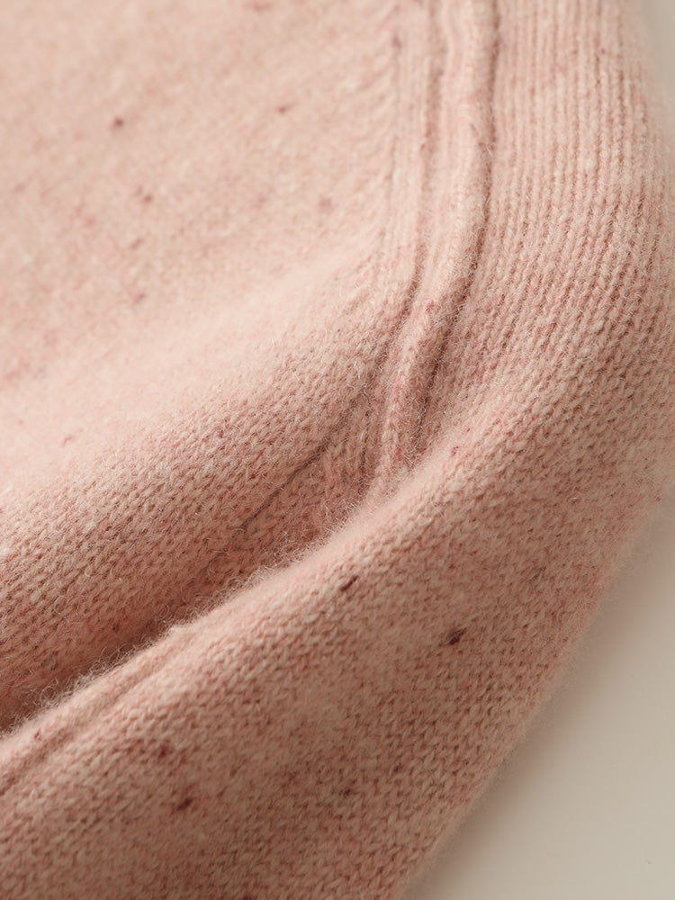 Confortable pull en laine multicolore à pois