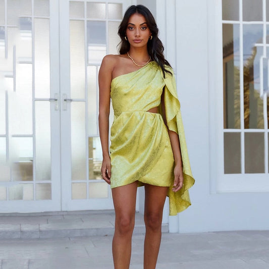 Robe en Satin à Épaule Dénudée Luxe Femmes