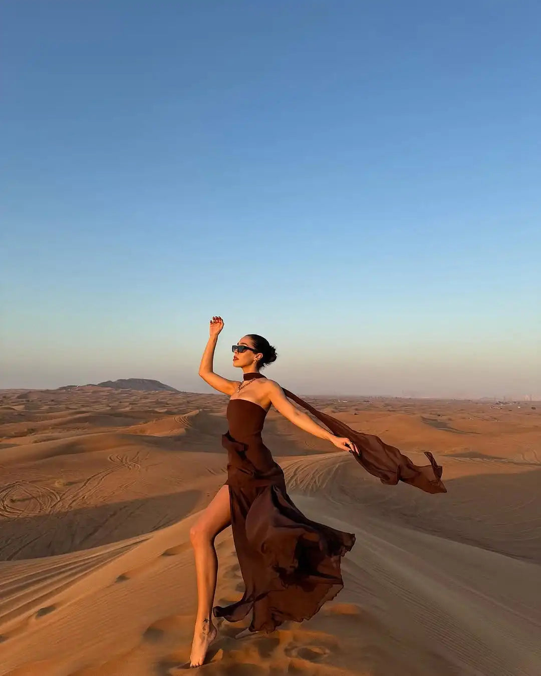 Robe longue asymétrique en mousseline pour femme