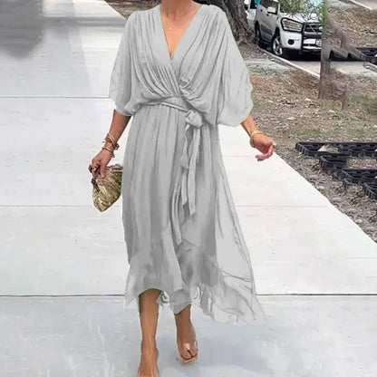 Robe d'été élégante à col en V