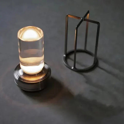 Lampe de table sans fil portable légère et adaptive